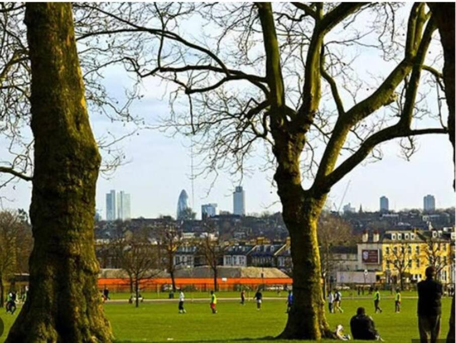 Victorian Building Turned Charming Hotel Perfect For Short And Long Term Stay With Wifi Londen Buitenkant foto